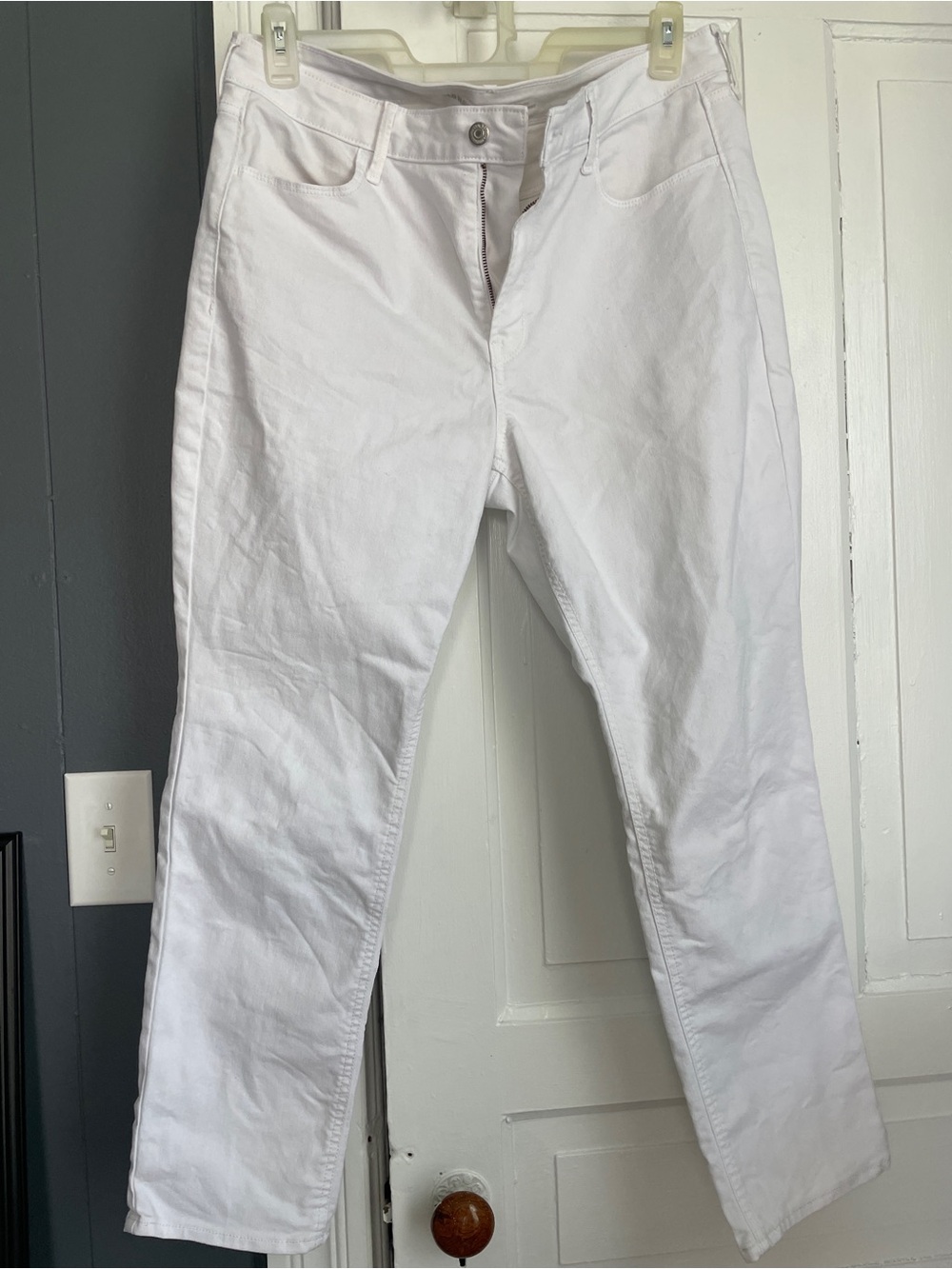 Old Navy White High-Rise Wow  Straight Jeans size 16P